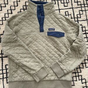 Patagonia Men’s Quilted Pullover